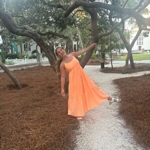 Meet your Posher, Adrianne